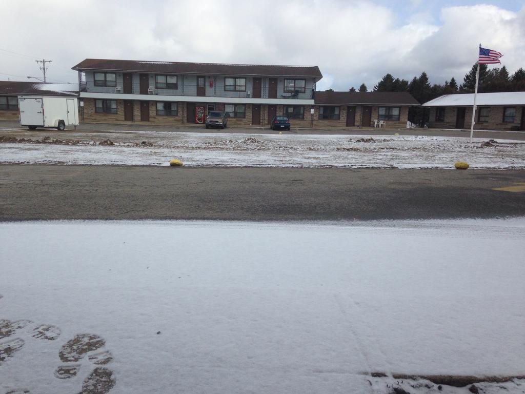 Timberly Motel ゲイロード エクステリア 写真