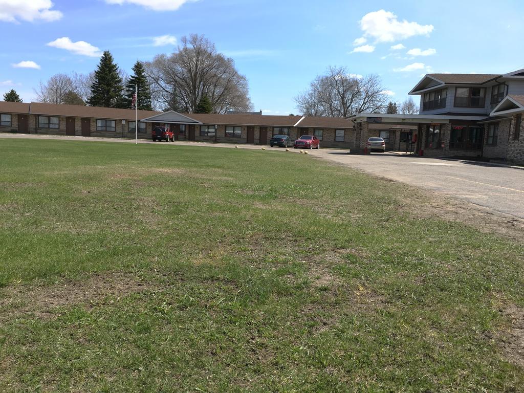 Timberly Motel ゲイロード エクステリア 写真