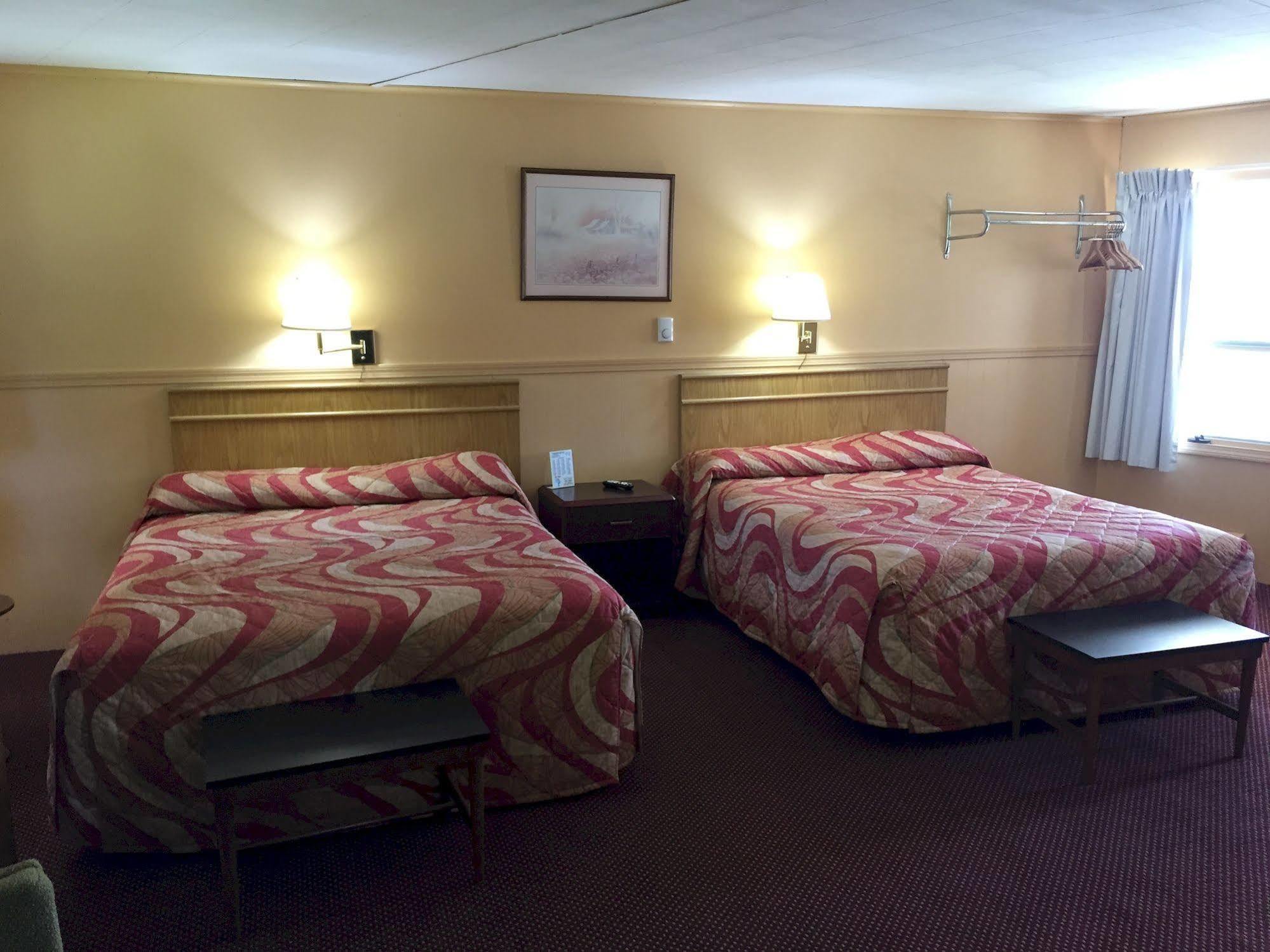 Timberly Motel ゲイロード エクステリア 写真